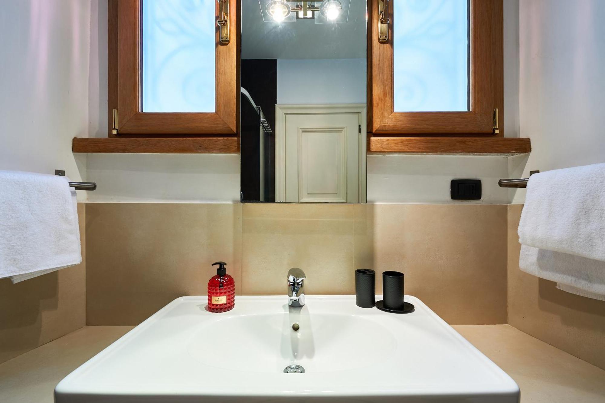 Irex Piazza Del Fico Private Apartment Rome Buitenkant foto